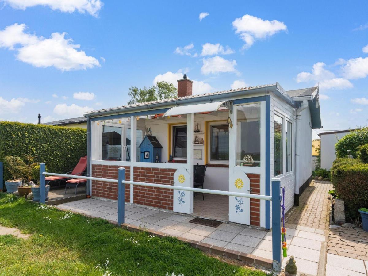 Beautiful Bungalow In Poel Near The Beach Fahrdorf  Exterior photo