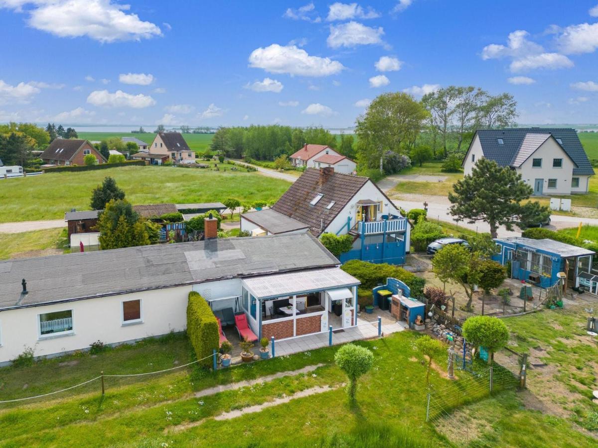 Beautiful Bungalow In Poel Near The Beach Fahrdorf  Exterior photo